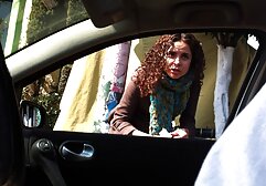 Cachonda rubia azteca pormo seduce al sacerdote