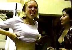Adolescente Linda recibe un porno gratis para descargar masaje y follada