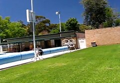 Madura medias videos en español xxx rebotando en la polla